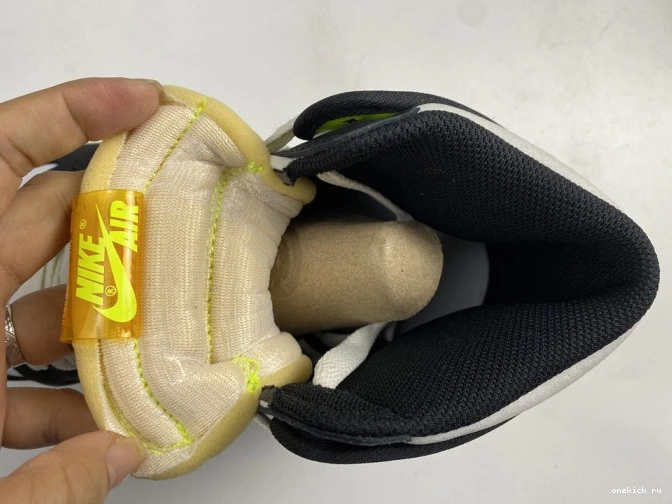 Chep Onekick RETRO JORDAN AIR 555088-118 HIGH GOLD' 1 OG 'VOLT 0819